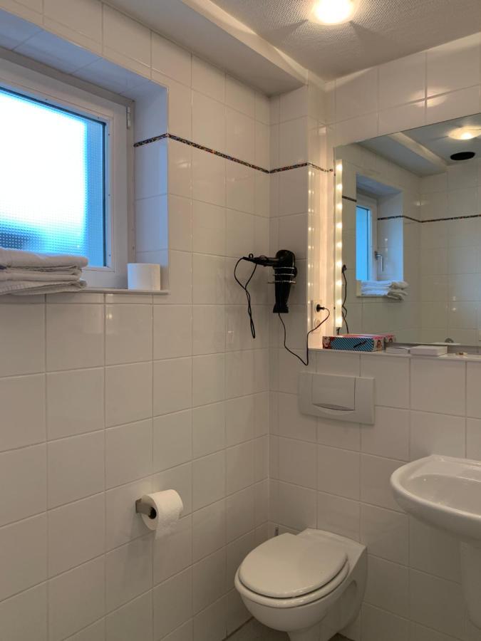 Appartement Koln In Bornheim-Sechtem, Nahe Phantasialand, Bruhl, Koln, Bonn, Db-Anschluss, Messe-Koln, Business-Komfort Bornheim  Bagian luar foto